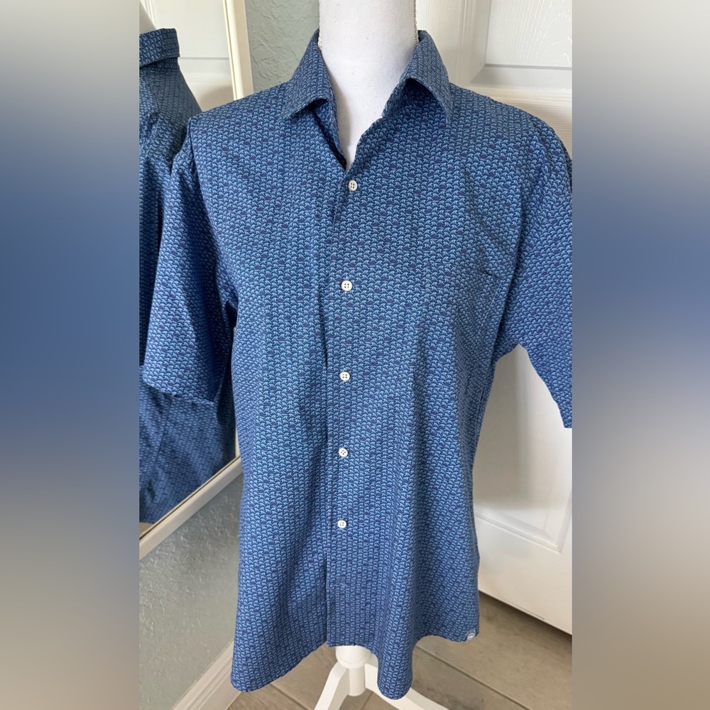 Peter Millar Seaside Waves & Fins Shark Print Button Down Shirt Blue Men’s Large